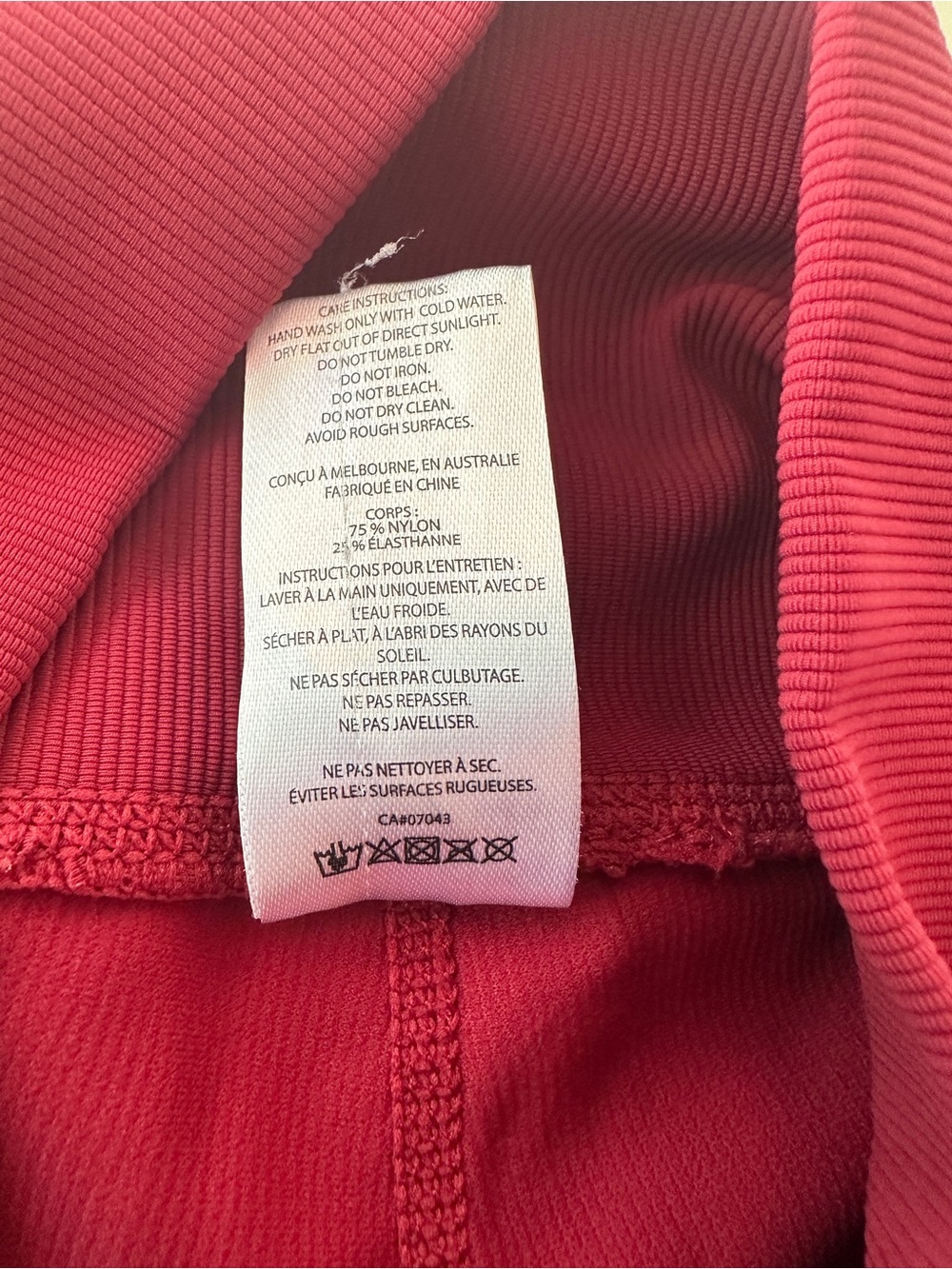 Wilo The Label Wellness Club Hoodie Biker Shorts Set M - Picture 13 of 16